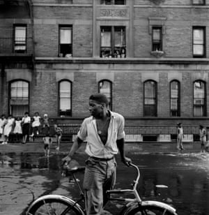The Incomparable Gordon Parks In Pictures Art And Design The Guardian