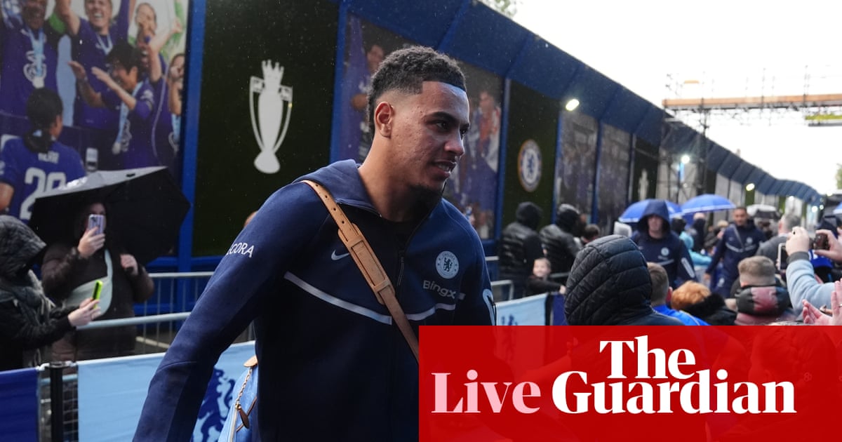 Chelsea v Tottenham: Premier League – live