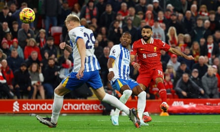 Mo Salah scores the winner against Brighton to help Liverpool go back to the top of the Premier League.