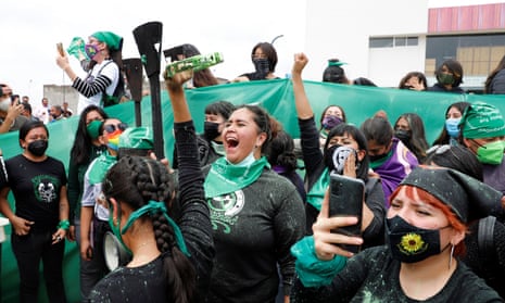 Women in the state of Hidalgo rallying in support of legalising abortion, 30 June 2021. 