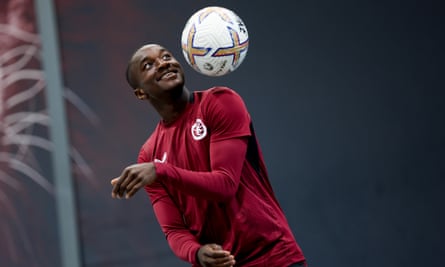 Moussa Diaby training with Aston Villa.