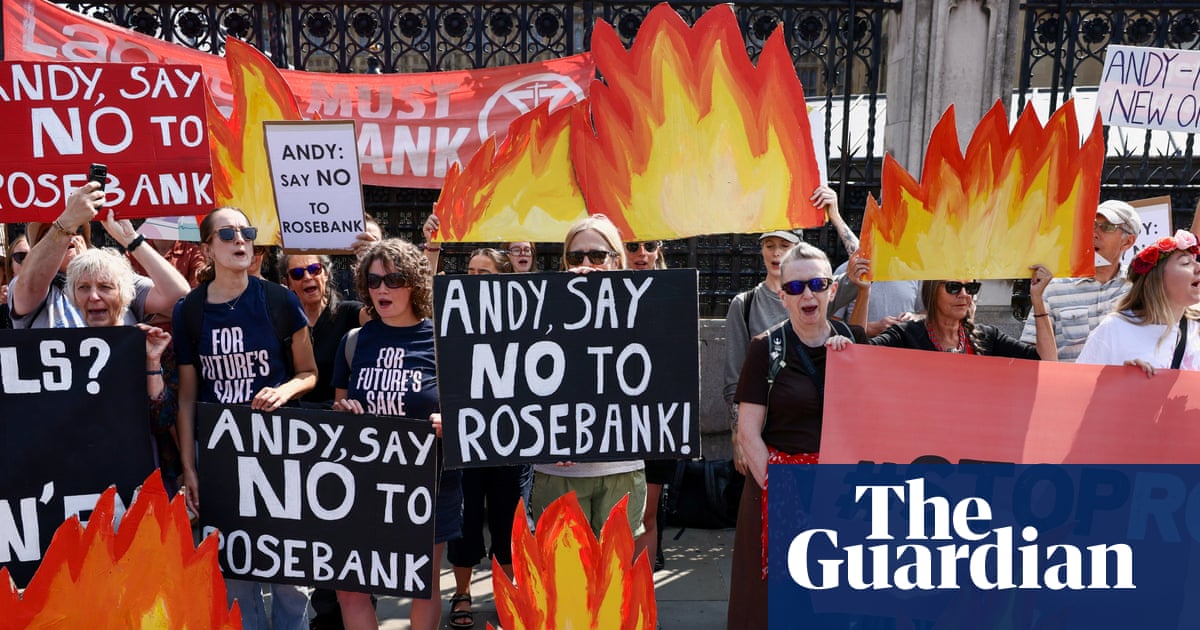 Burnham risks Labour backlash if he reverses ban on new oil and gas drilling