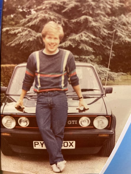 Tim em Oadby, Leicester, agosto de 1982 - “Meu período de James Spader”.