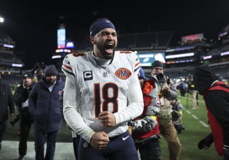 Chicago Bears run riot over reeling Eagles on Black Friday for fifth straight | NFL | The Guardian
