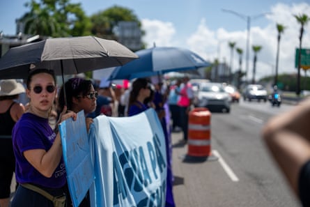 A roadside rush-hour protest demanding water access and government accountability in San Juan, Puerto Rico, 7 September 2026. A roadside rush-hour protest demanding water access and government accountability in San Juan, Puerto Rico, 7 September 2026.