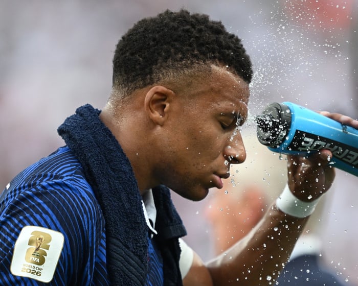 Nearly one in five World Cup matches reached heat levels players’ union warns against
