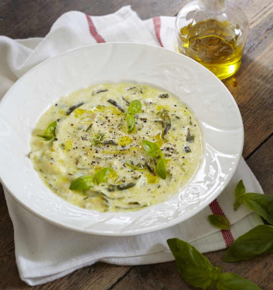 Hugh Fearnley-Whittingstall’s courgette and goats cheese soup