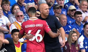 Arne Slot embraces Trent Alexander-Arnold during his side’s 2-0 victory against promoted Ipswich