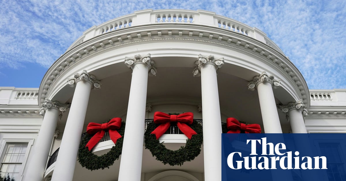 Jill Biden Decks The White House Halls For Christmas In Pictures Us News Guardian - White House Outside Christmas Decorations Jill Biden Decks The White House Halls For Christmas In Pictures Us News Guardian - White House Outside Christmas Decorations