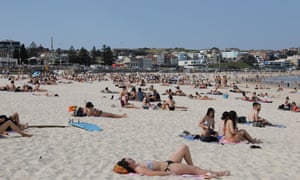 Shot with a 24-70mm lens, standing up 60mm. Bondi Beach at 2:15pm. 3rd September 2020.