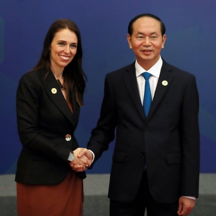 Jacinda Ardern with the Vietnamese president, Tran Dai Quang, at a gathering of world leaders and senior business figures in Danang.