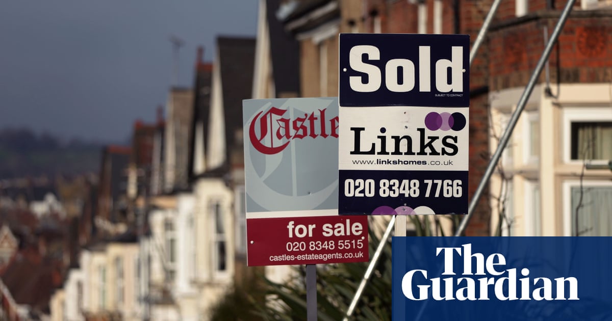 UK’s outdated property taxes favour the wealthy, says OECD
