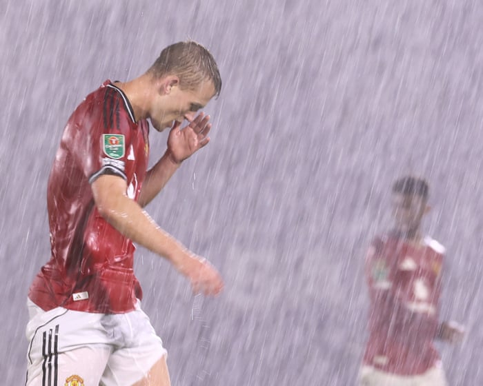 Manchester United in a funk after coastal sojourn to Grimsby turns Super Bad | Football Daily