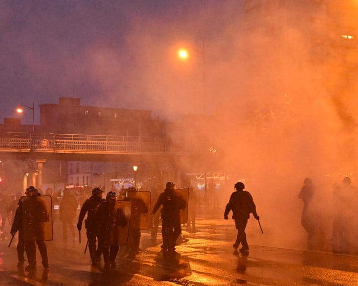 Could Europe’s autumn of discontent threaten the survival of the EU? | Catherine De Vries