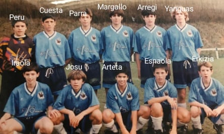 Mikel Arteta and Andoni Iraolo line up for Antiguoko.
