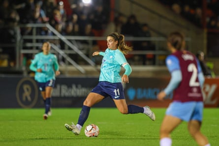 Alexia Putellas playing for London City Lionesses