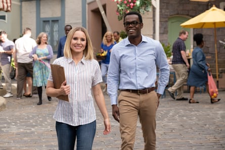 Kristen Bell as Eleanor with William Jackson Harper as Chidi in The Good Place.
