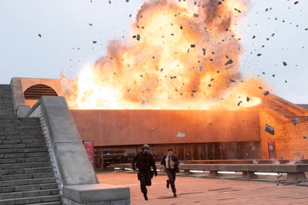 Tenet film still John David Washington is the new Protagonist in Christopher Nolan’s original sci-fi action spectacle “Tenet.”