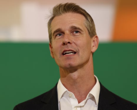 Andrew Charlton
