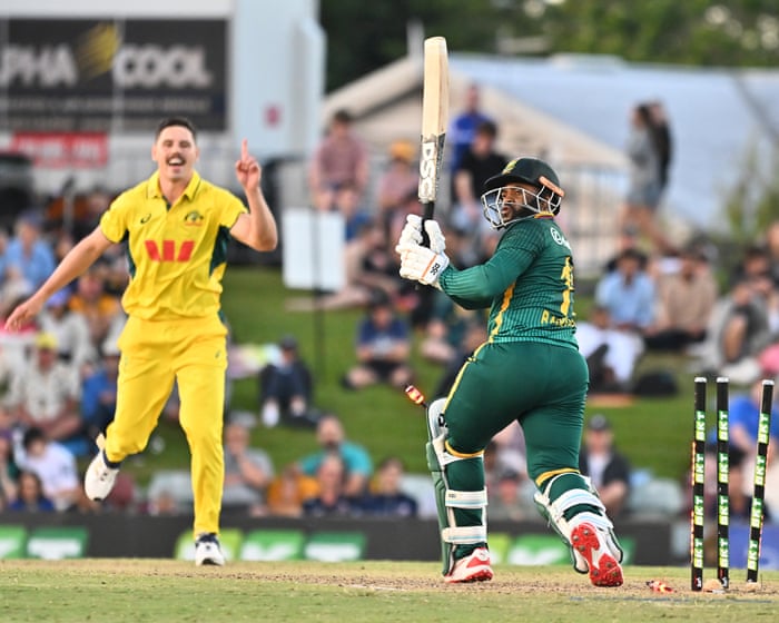 Australia v South Africa: first one-day international – live