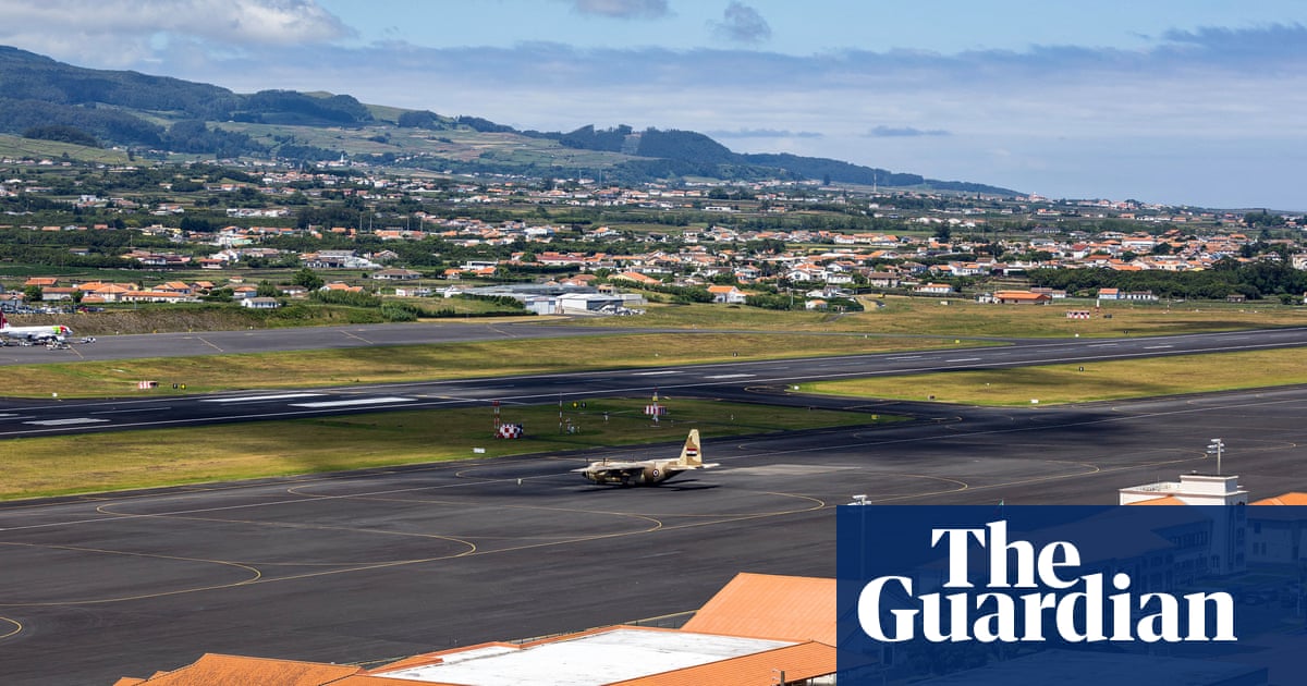 Delta flight with roughly 300 passengers diverted to island in Atlantic ocean