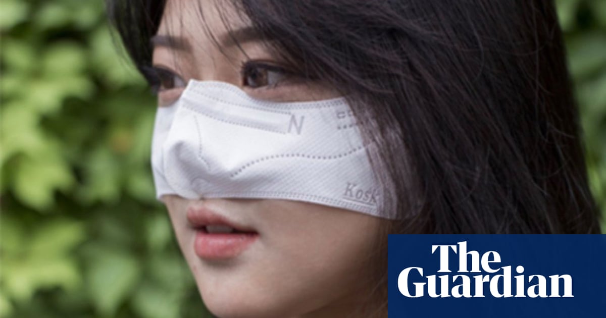 South Korea’s nose-only ‘kosk’ mask for Covid-safe eating raises eyebrows
