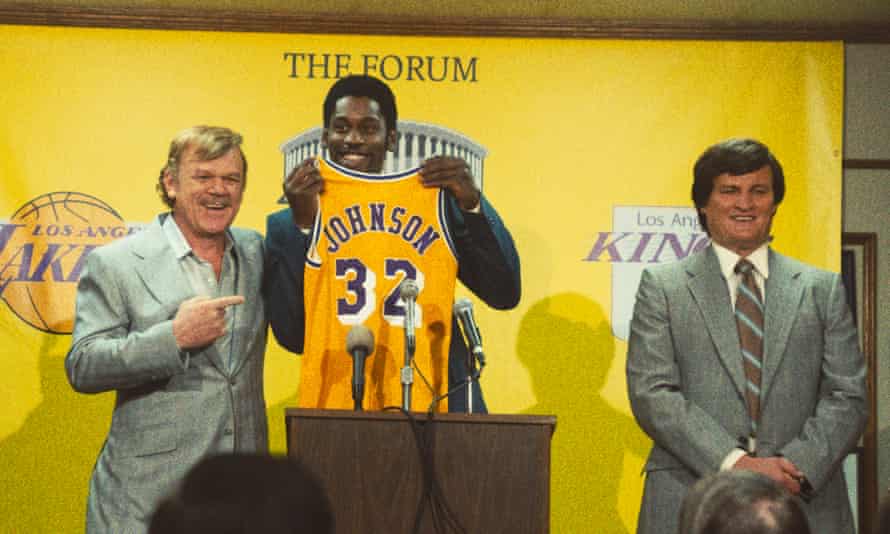 Quincy Isaiah (center) as Magic Johnson in Winning Time: The Rise of the Lakers Dynasty