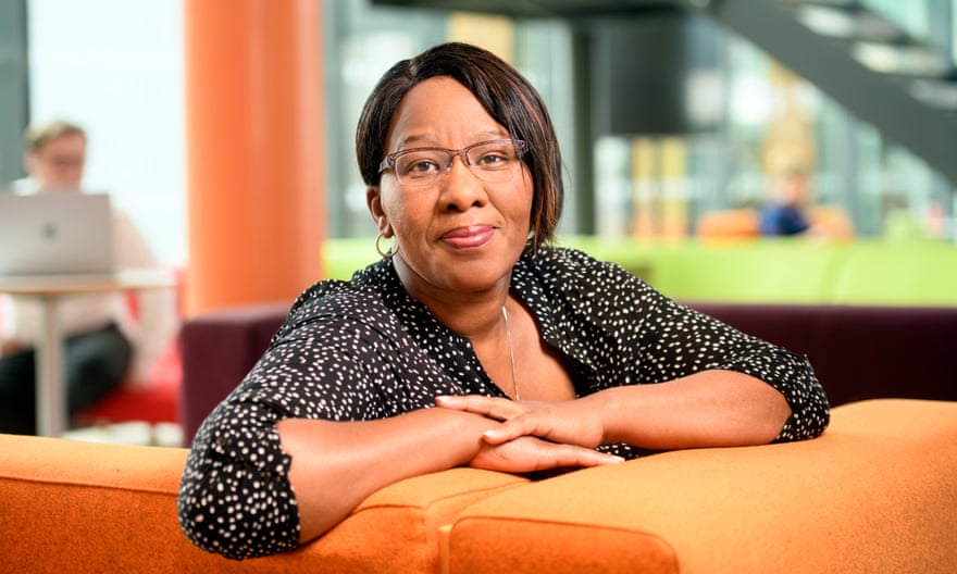 Lucy Muchena en el Royal College of Nursing.