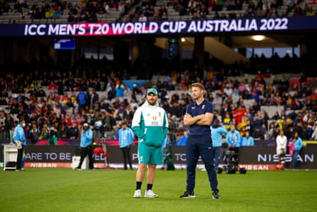 Australia v England washed out as rain strikes Twenty20 World Cup again | T20 World Cup 2022 5 Captains Aaron Finch and Jos Buttler survey the lack of action in Melbourne