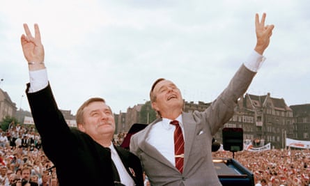 Lech Walesa with President George Bush in July 1989, shortly after Solidarity won massive electoral support in partially free elections.