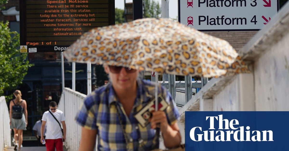 UK reaches hottest ever temperature as 40.2C recorded at Heathrow
