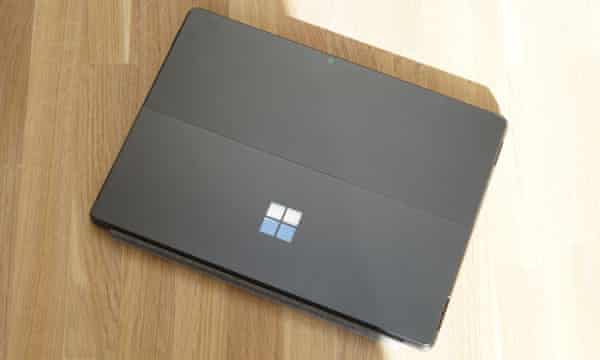 Microsoft Surface Pro 8 Test