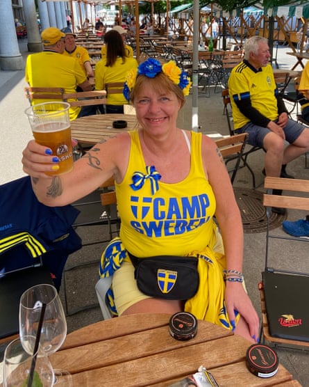 Sweden fan Lisen Altis