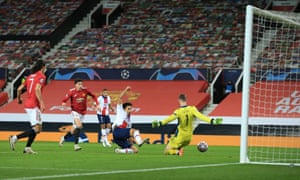 Marquinhos cores PSG’s second goal