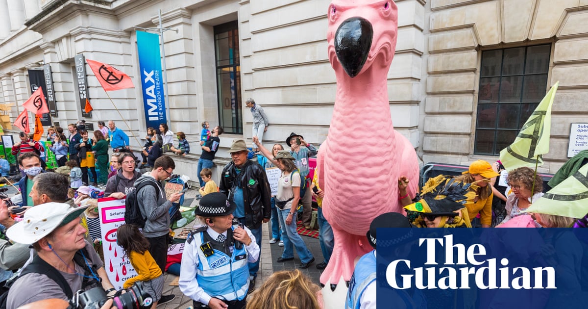 Extinction Rebellion protesters target Science Museum over Shell sponsorship
