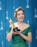 Thompson en 1993 avec son Oscar de la meilleure actrice pour Howard's End.