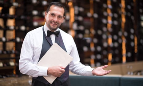 Why are waiters not respected in the UK?
