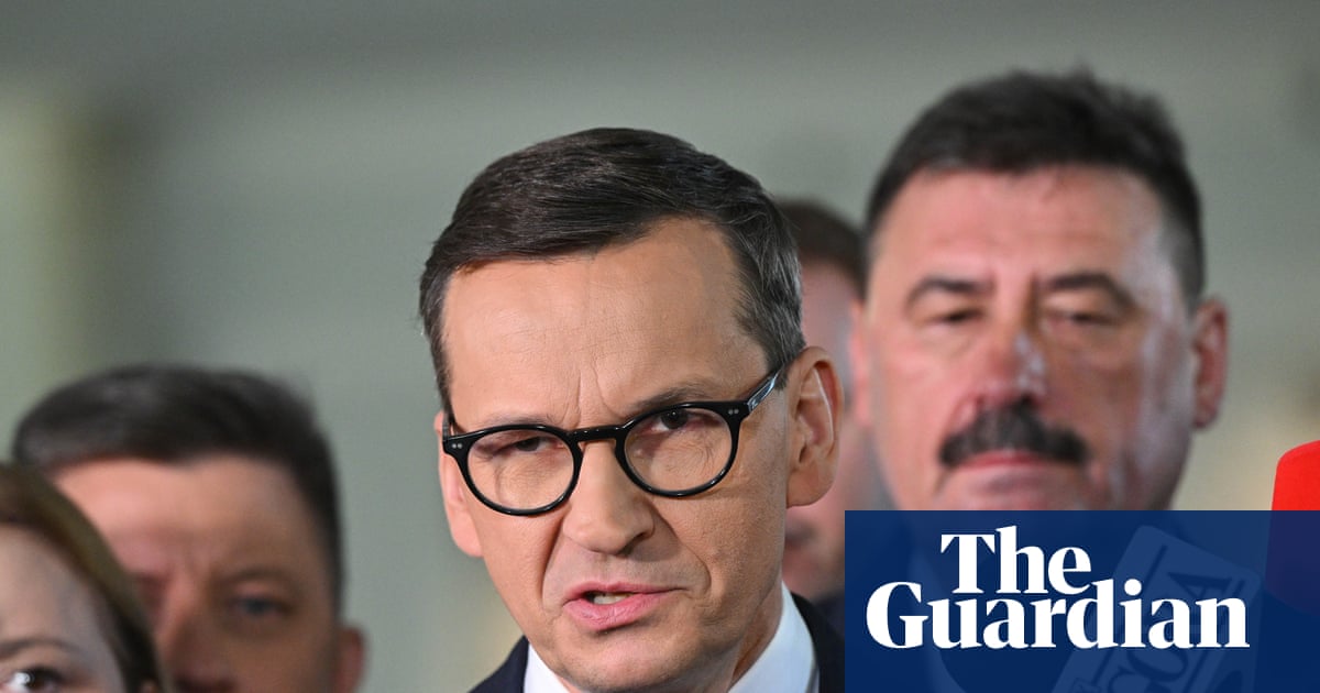 Poland’s main rightwing opposition splits after loyalty pledge ultimatum
