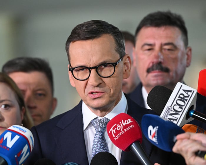 Poland's Opposition Crumbles: Loyalty Oath Sparks Major Split