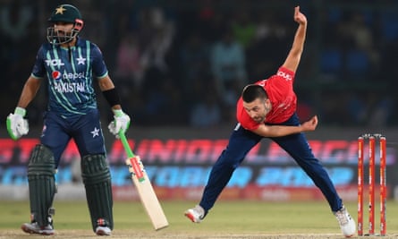 Mark Wood in full flow for England against Pakistan