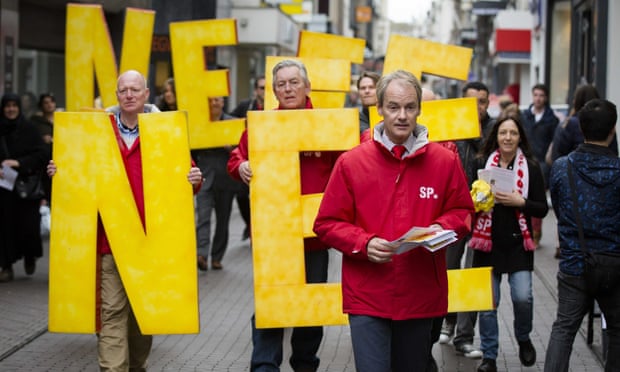 The Dutch Socialist party campaigns against the EU-Ukraine association agreement, April 2016