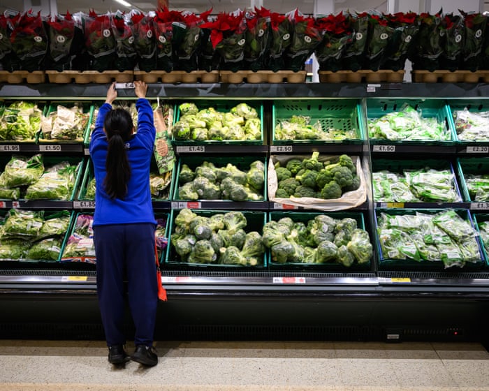 Britain ‘sleepwalking into a food crisis’ without urgent action, experts say