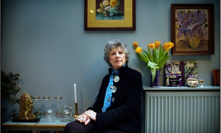 Carmen Callil, fondatrice de la maison d'édition britannique Virago, photographiée pour le Guardian en 2006.