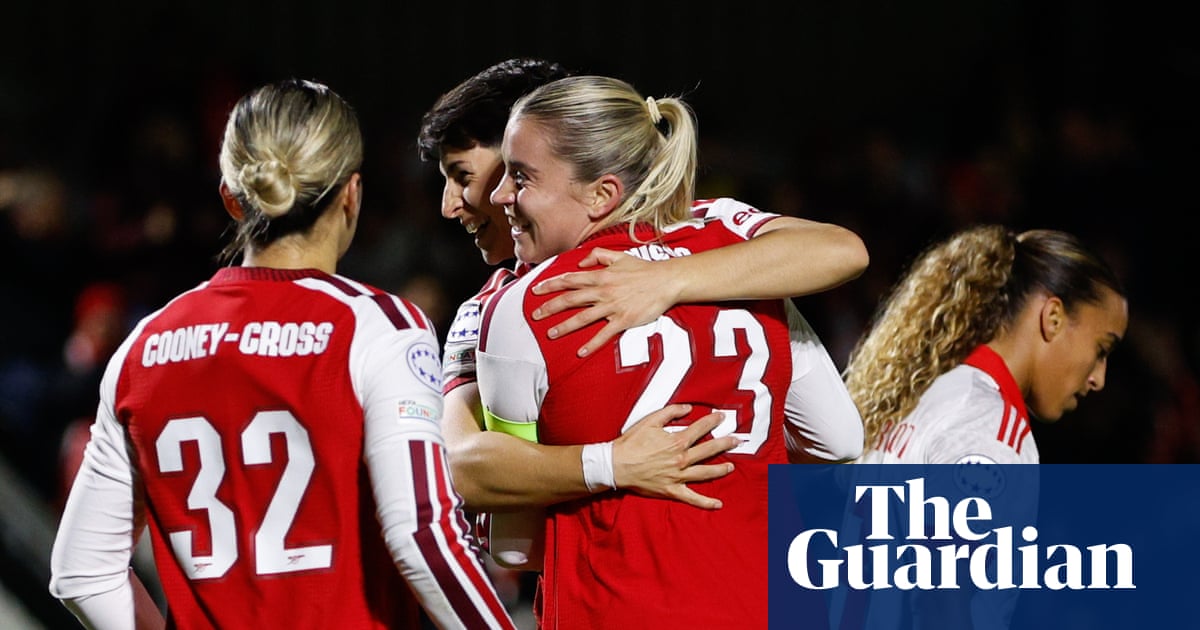Alessia Russo makes history with hat-trick as Arsenal cruise to Benfica win