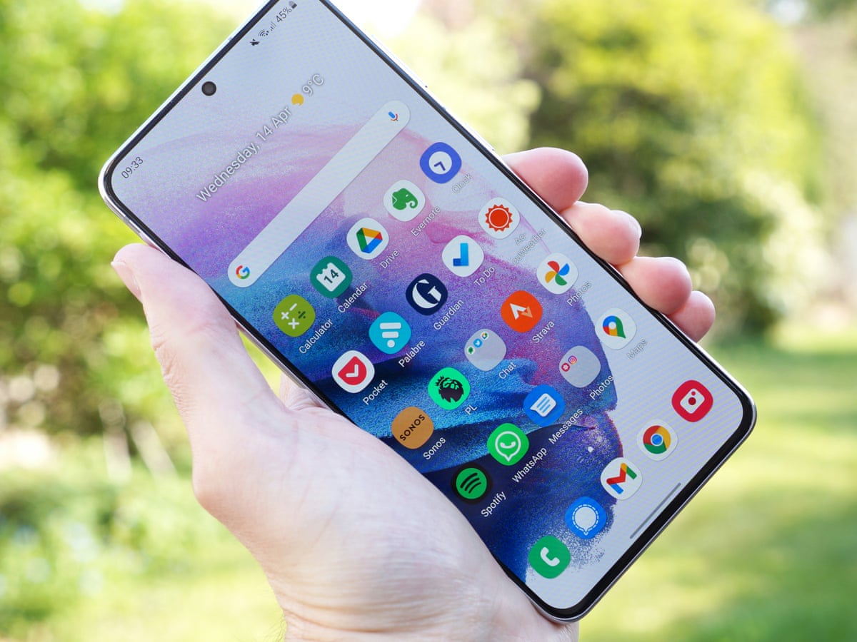 Australians hit by 'Flubot' malware that arrives by text ...