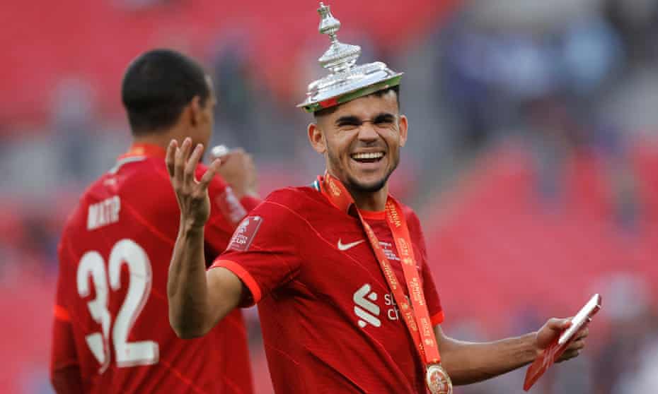 Luis Díaz celebrates after winning the FA Cup.