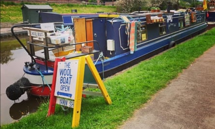 The Wool Boat. Colin and Carole Warring sell commercial and indie dyed yarn.