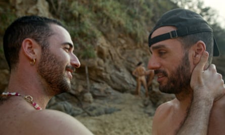 فيلم الكوميديا السوداء لسباستيان سيلفا Rotting in the Sun.