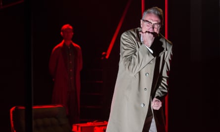 The Homecoming review – startling insights illuminate Pinter's domestic ...