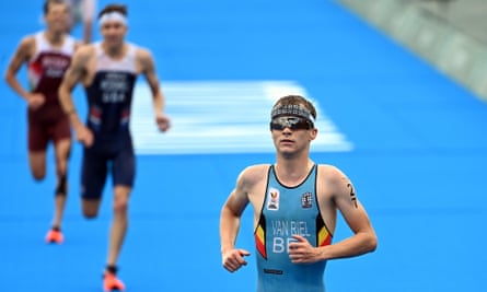 Marten Van Riel running at Tokyo 2020.